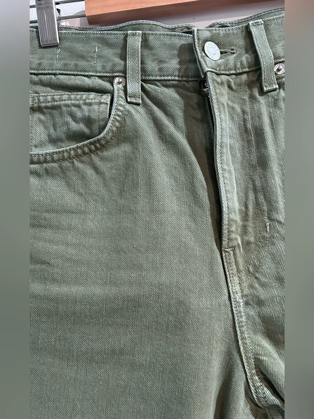 Veronica Beard Taylor Relaxed Wide Leg High Rise Jeans Clover Green 28